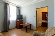 otel-kosmos-13