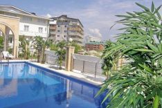 outdoor-pool